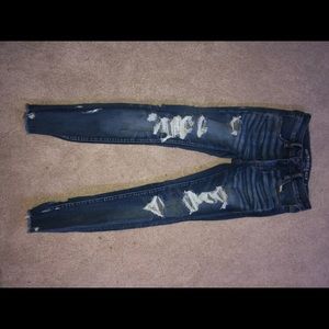 American eagle blue ripped jeans